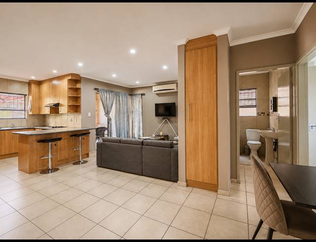 2 BEDROOM TOWNHOUSE FOR SALE IN THREE RIVERS